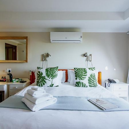Blaauw Village Guest House بلوبيرجستراند المظهر الخارجي الصورة